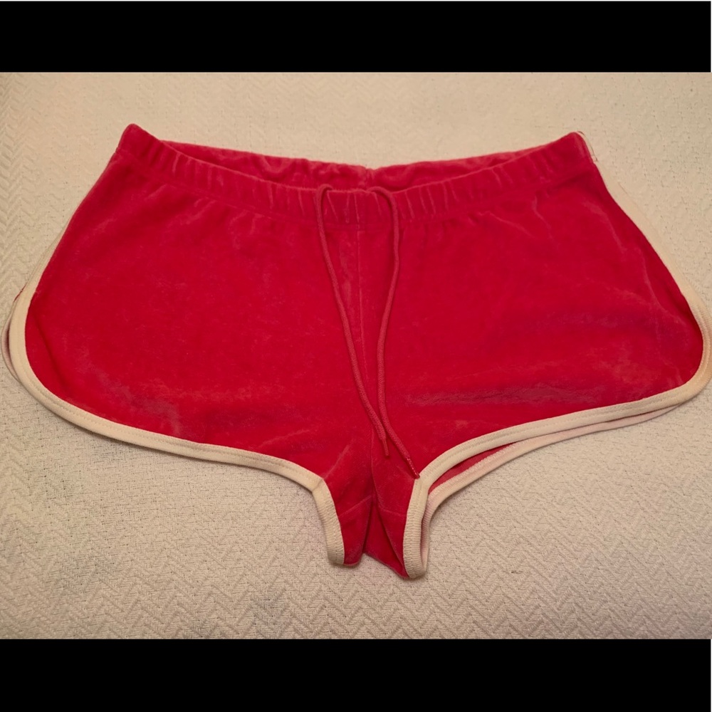 Women’s Short Shorts